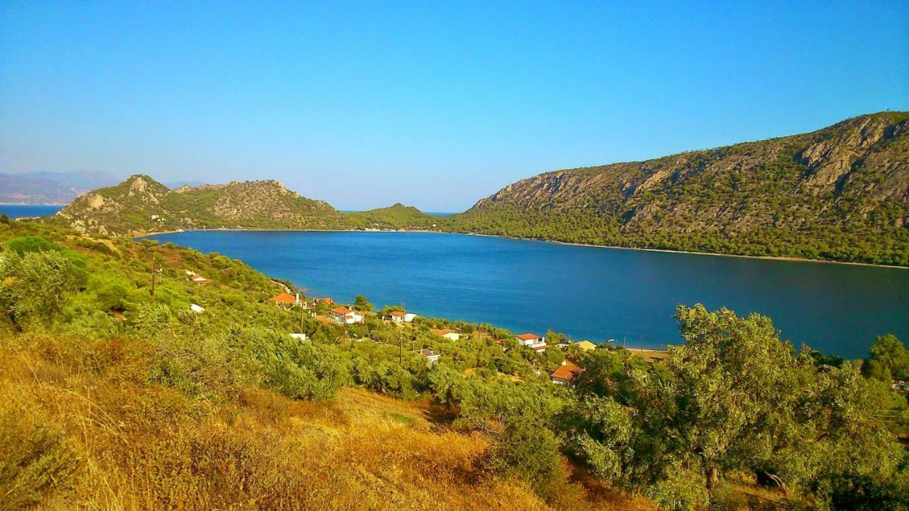 Beautiful House By The Sea,Loutraki Skaloma. Villa Dış mekan fotoğraf