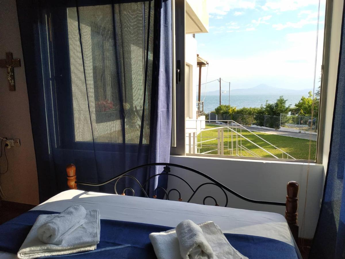 Beautiful House By The Sea,Loutraki Skaloma. Villa Dış mekan fotoğraf