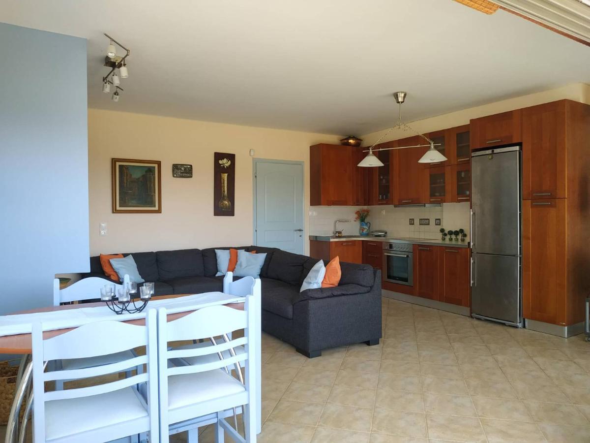 Beautiful House By The Sea,Loutraki Skaloma. Villa Dış mekan fotoğraf