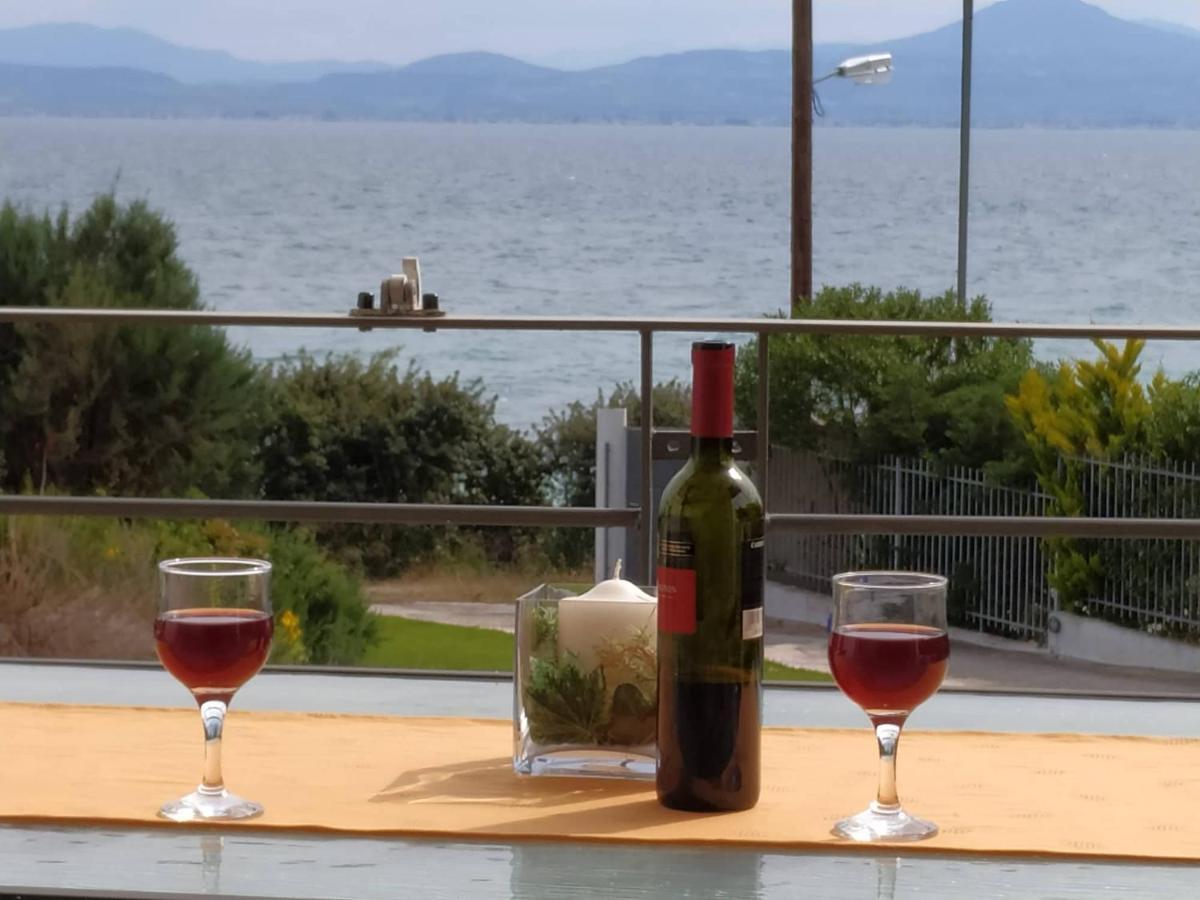 Beautiful House By The Sea,Loutraki Skaloma. Villa Dış mekan fotoğraf